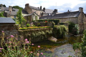 Oubliez Giverny : ce village d’artistes en Bretagne est le lieu de naissance d’un mouvement pictural majeur 