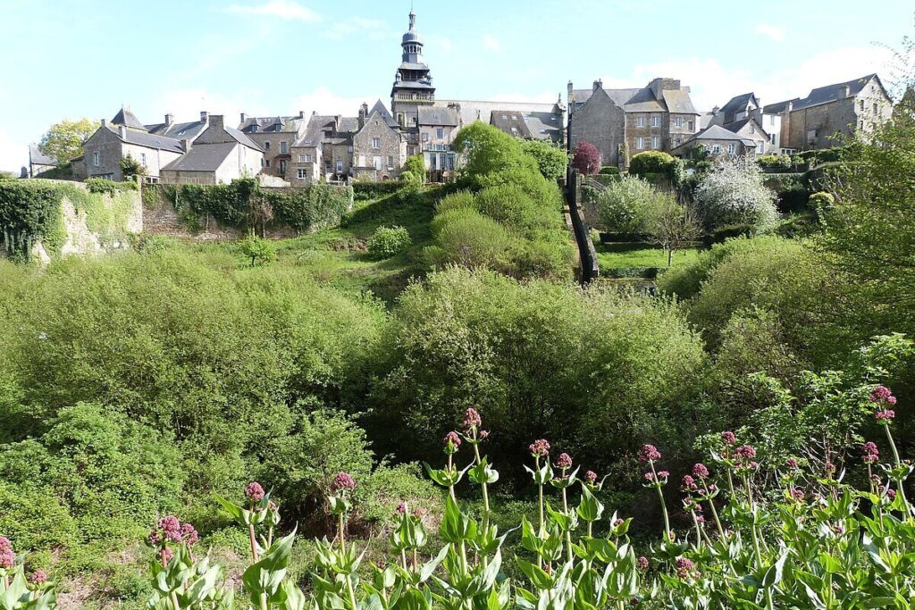 Les Côtes-d’Armor vous invitent à découvrir ce plus beau village de France breton 
