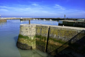 Ce village côtier de Normandie ignoré des touristes offre des fruits de mer deux fois moins chers qu’à Honfleur