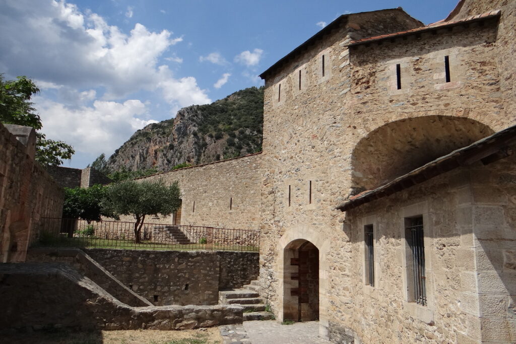 Ce village des Pyrénées-Orientales est un des plus beaux de France, une cité fortifiée exceptionnelle