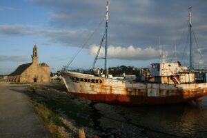 Ce port du Finistère classé “plus beau village” est une pépite au bout du monde